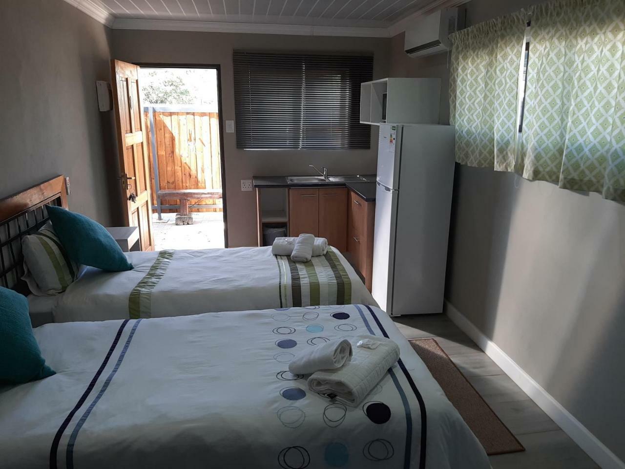 Lux Rooms On 37 Bloemfontein Eksteriør bilde